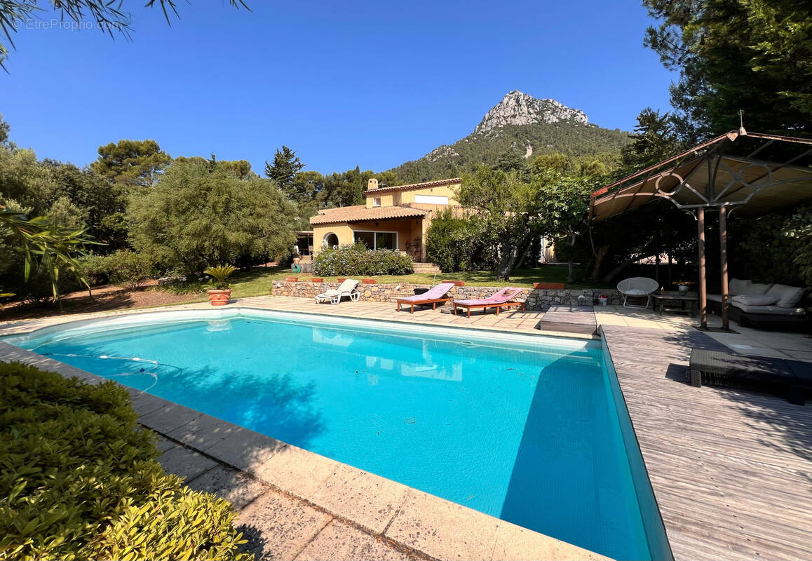 Maison à LA VALETTE-DU-VAR