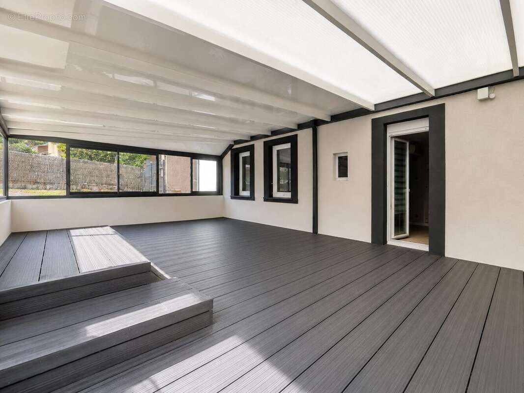 Maison 120 m² à Moyeuvre-Grande  - photo 2