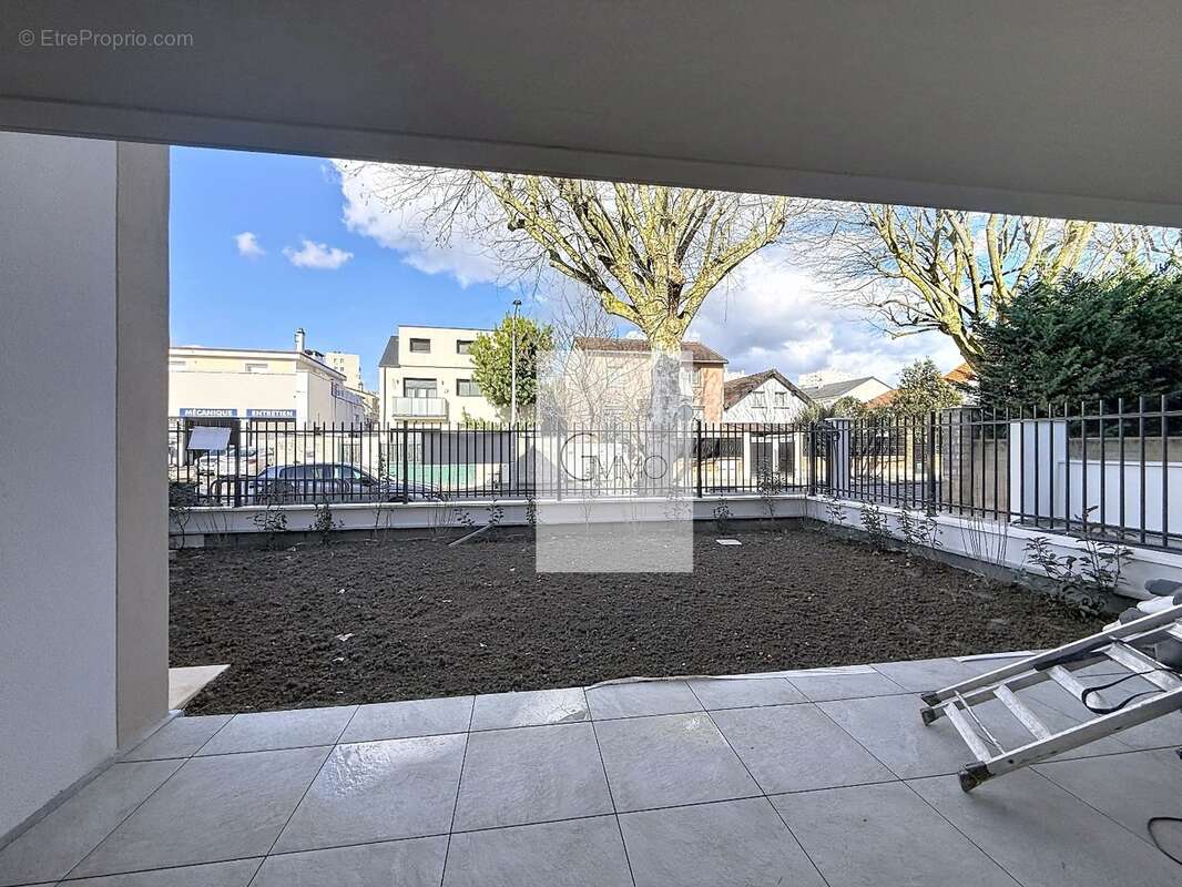 Appartement à L'HAY-LES-ROSES