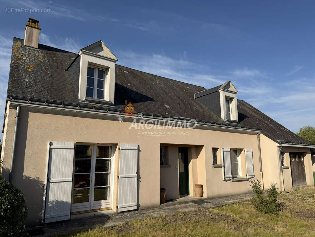 Maison à SAVIGNY-SUR-BRAYE