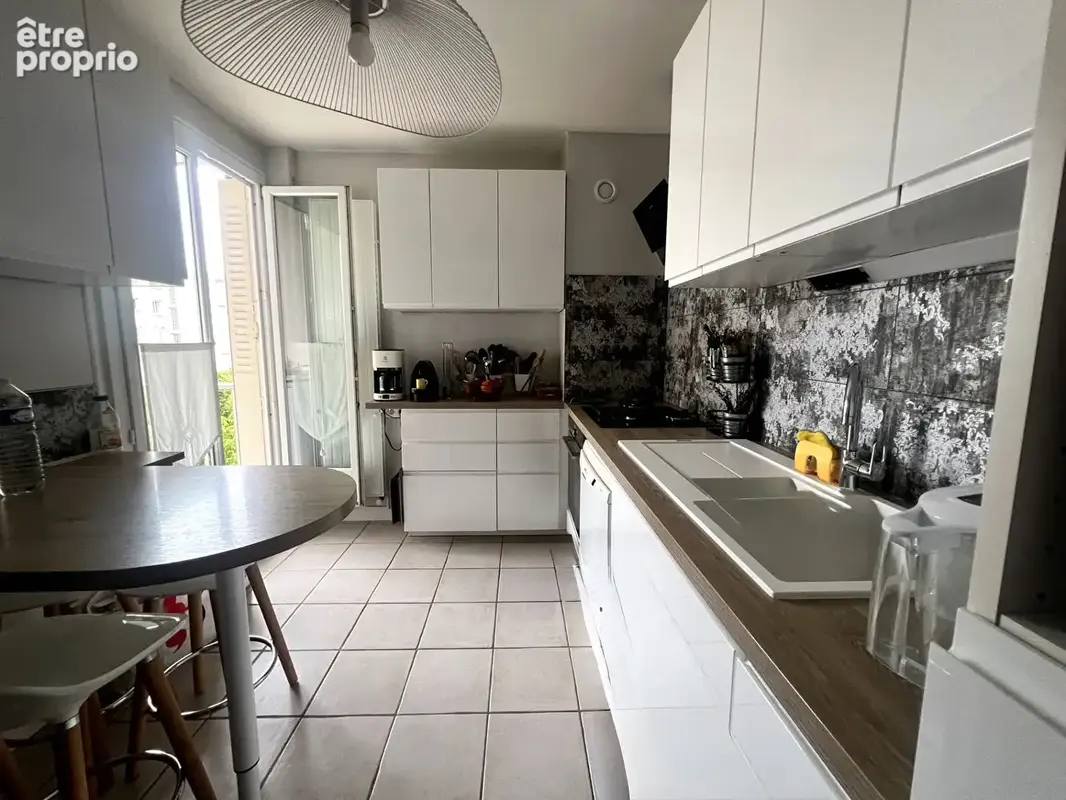 T5 de 92m² avec cave et parking - Moulin à vent - photo 6