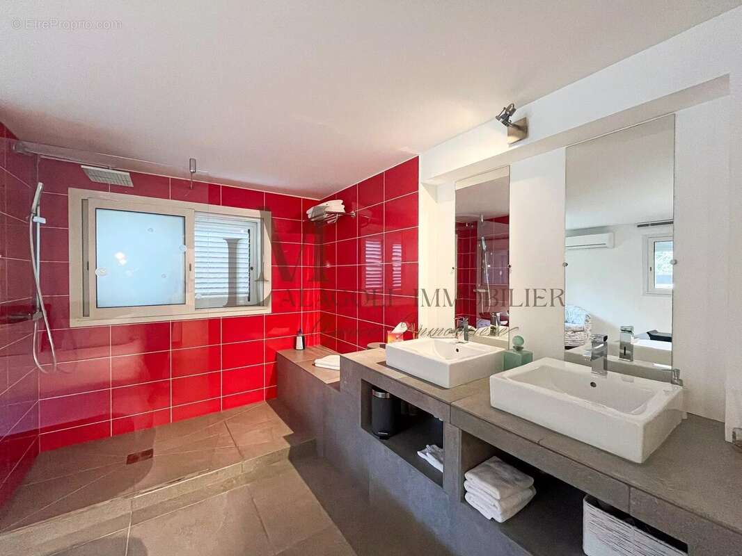 Maison à PORTO-VECCHIO