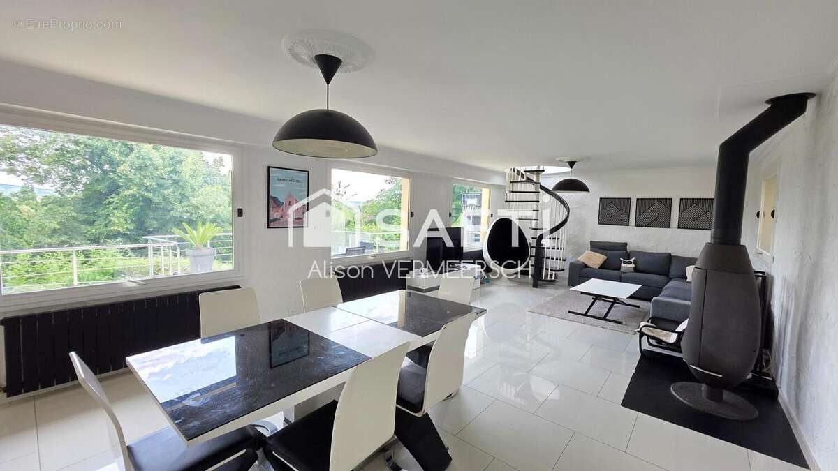 Photo 8 - Maison à JUZIERS