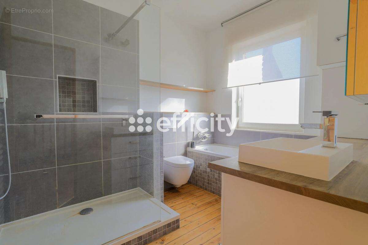 Maison à VILLENEUVE-D&#039;ASCQ