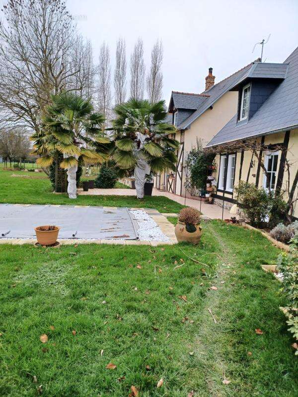 Maison atypique de 240 m² sur deux structures avec piscine à La Barre-en-Ouche - photo 2