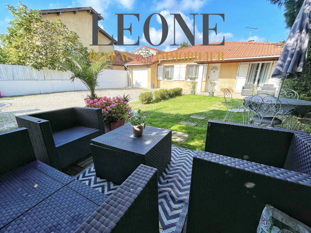 Maison à VAULX-EN-VELIN