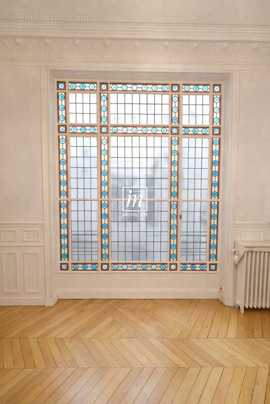 Appartement 113 m² à Paris-8e  - photo 3
