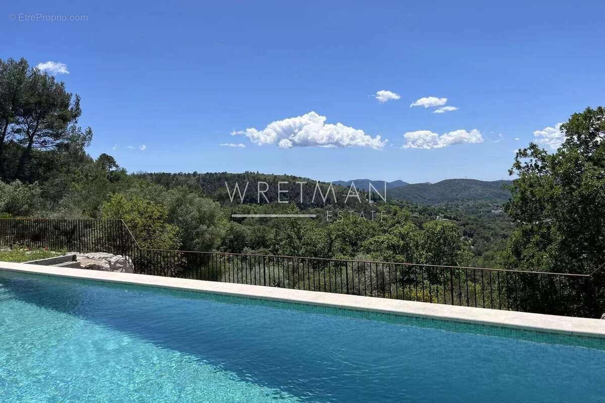 Maison à MONTAUROUX