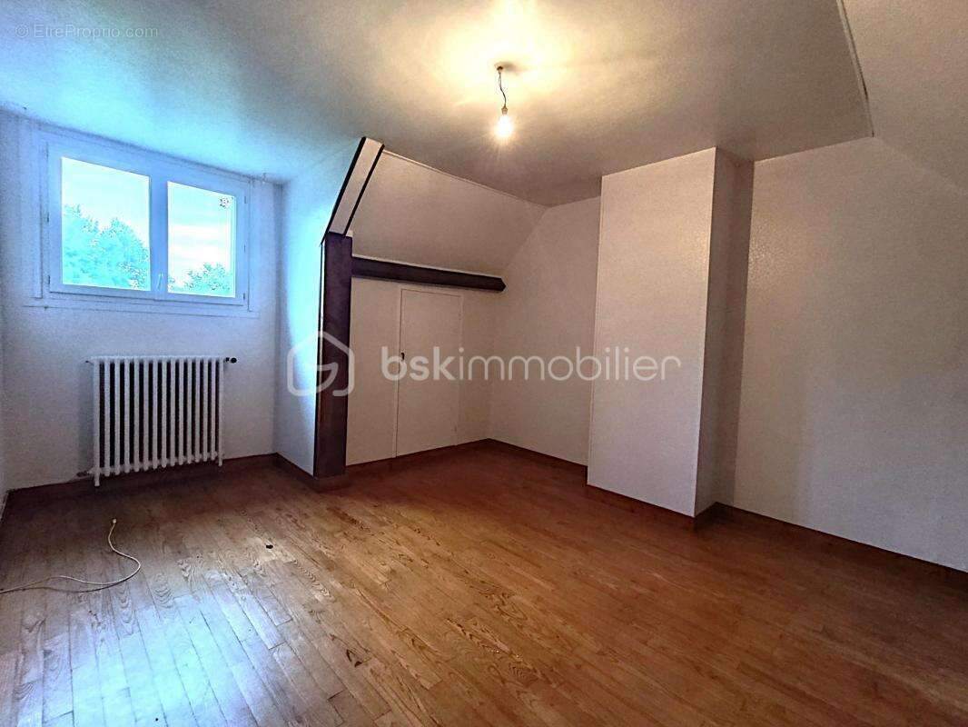 Maison à LE MOLAY-LITTRY