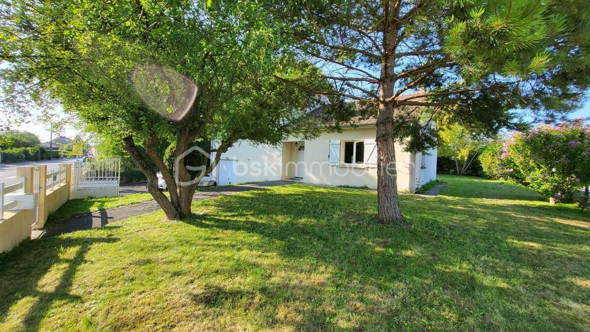 Maison à BOULT-SUR-SUIPPE