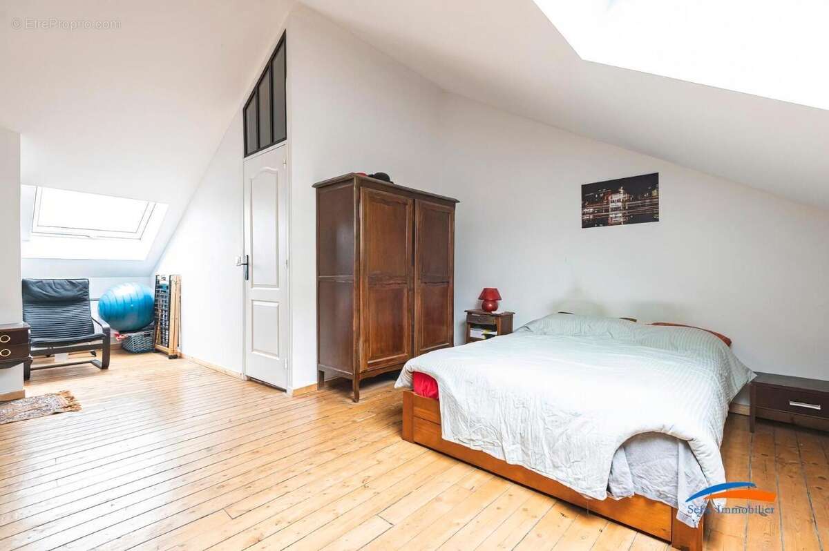 Maison 137 m² à Reims  - photo 15