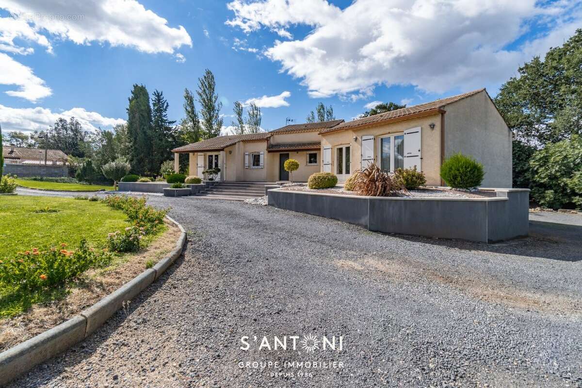 Maison à SAINT-THIBERY