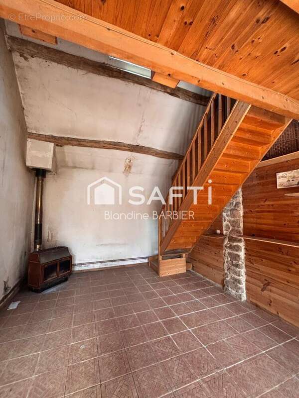 Maison 139 m² à Mesvres  - photo 4