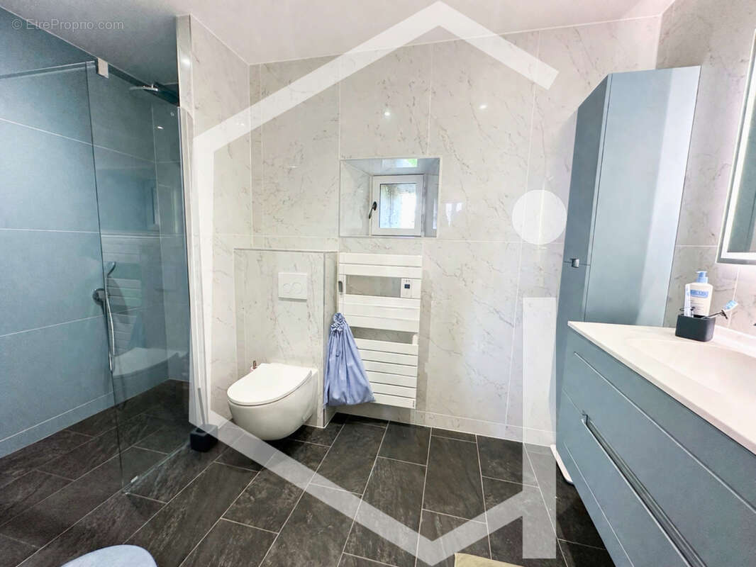 Maison à COSNE-COURS-SUR-LOIRE