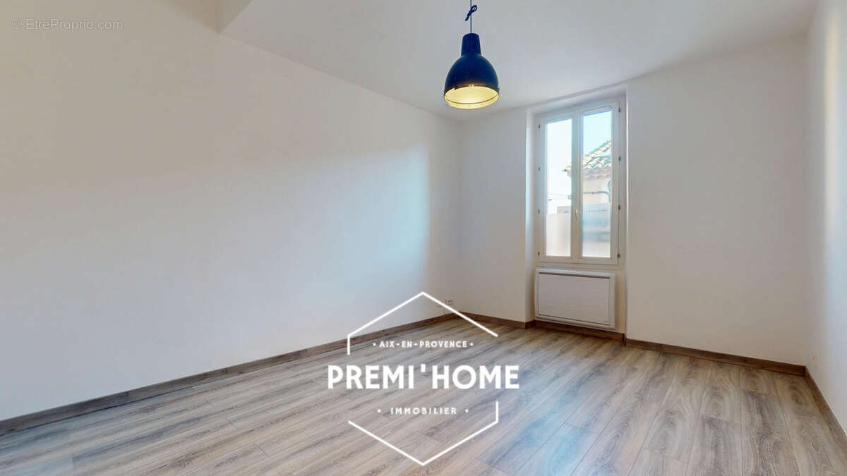 Appartement à ROUSSET