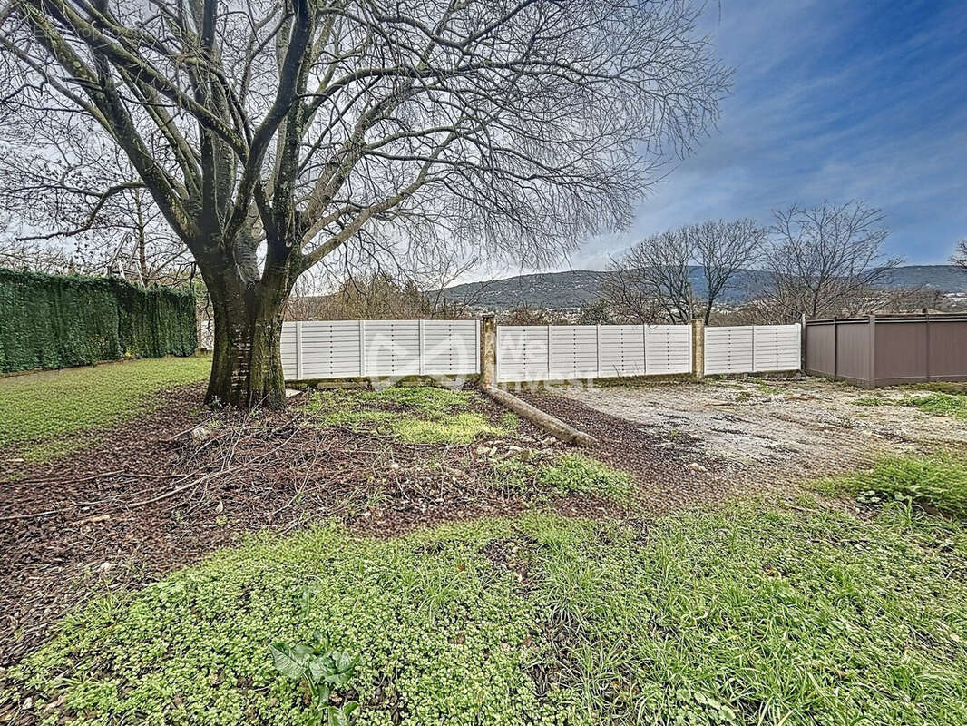 Maison à VAILHAUQUES