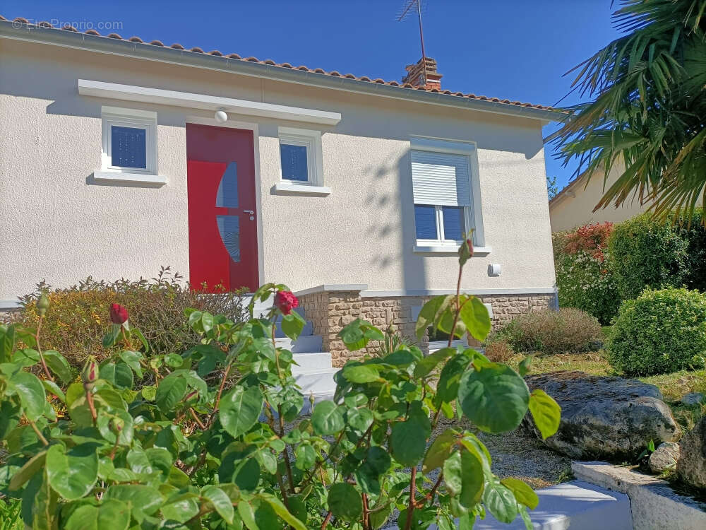 Maison à ECHIRE