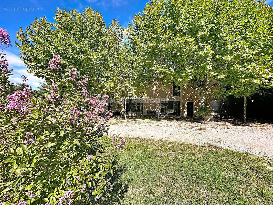 Maison à CHATEAURENARD