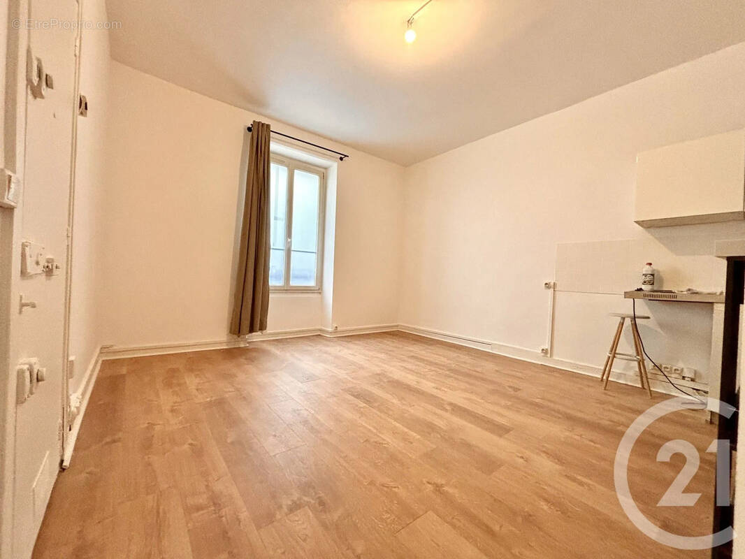 Appartement à CLICHY