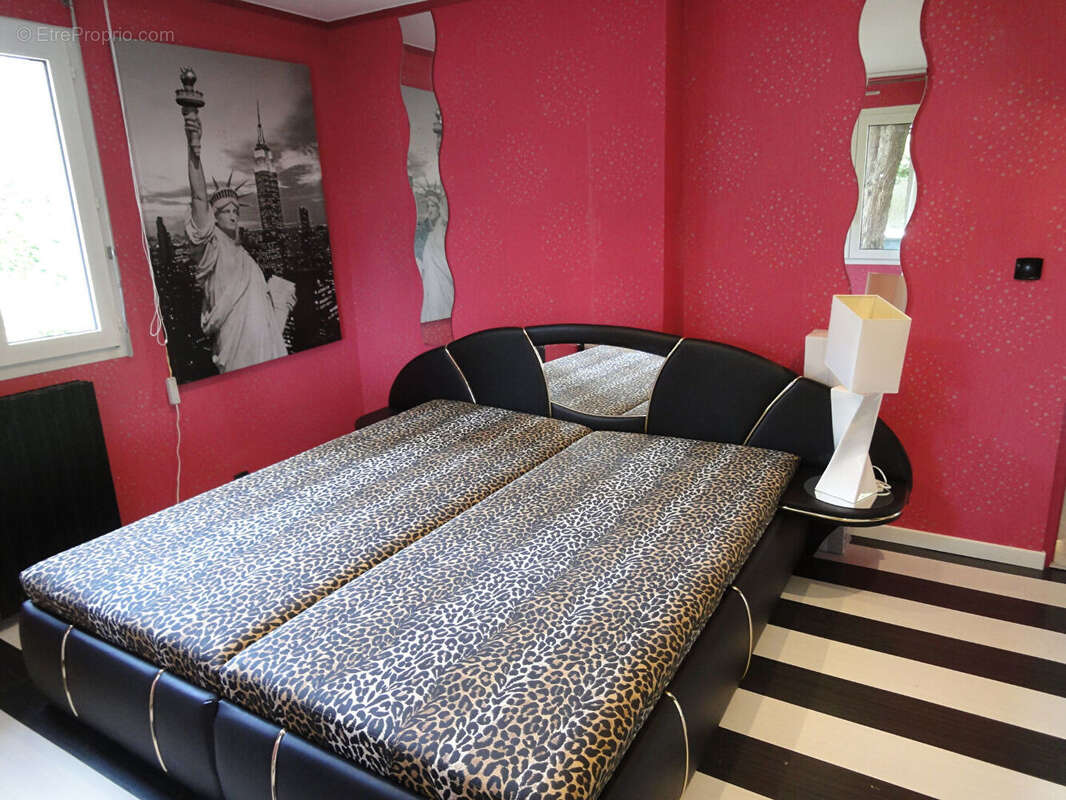 Maison Gex 4 pièce(s) 191.68 m2 - photo 5