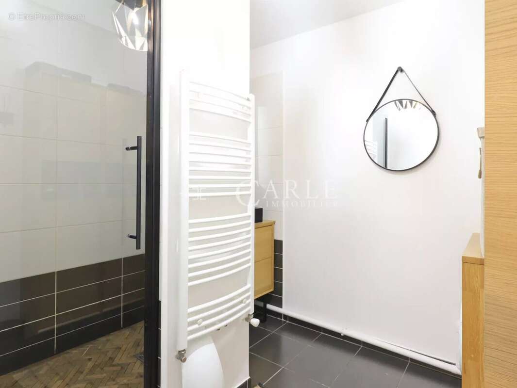 Appartement à DECINES-CHARPIEU