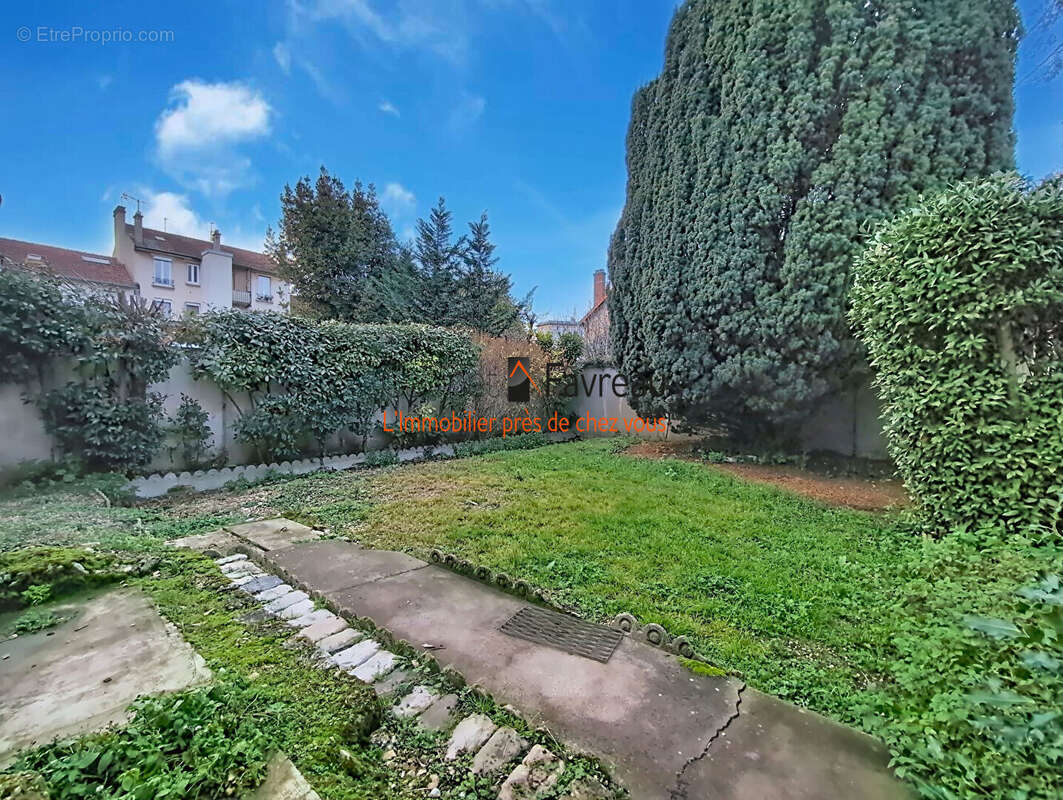 Maison à VITRY-SUR-SEINE