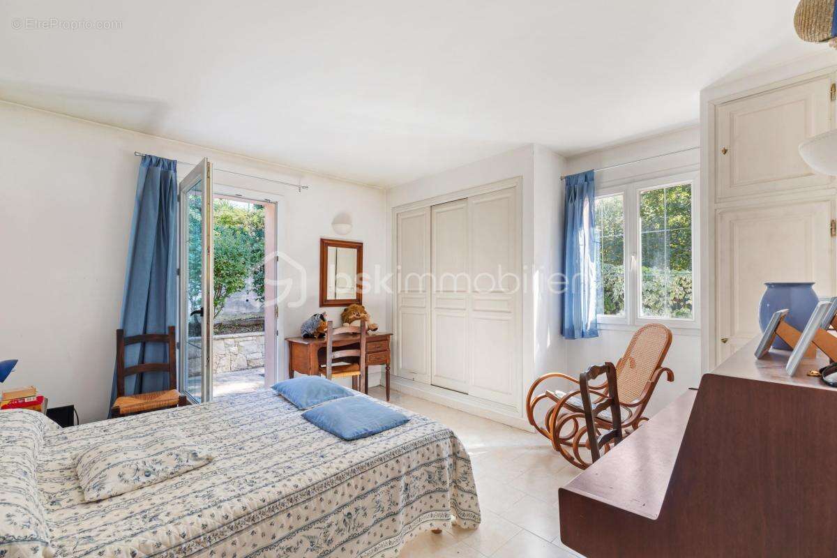 Maison à LA COLLE-SUR-LOUP