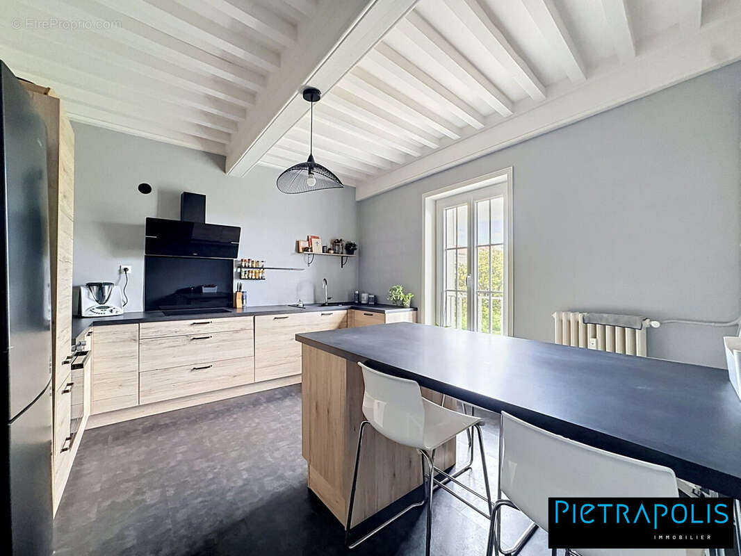 Appartement 152 m² à Pierre-Benite  - photo 7
