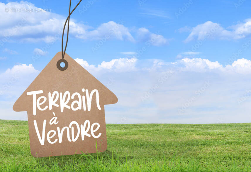 Terrain à LABOISSIERE-EN-THELLE