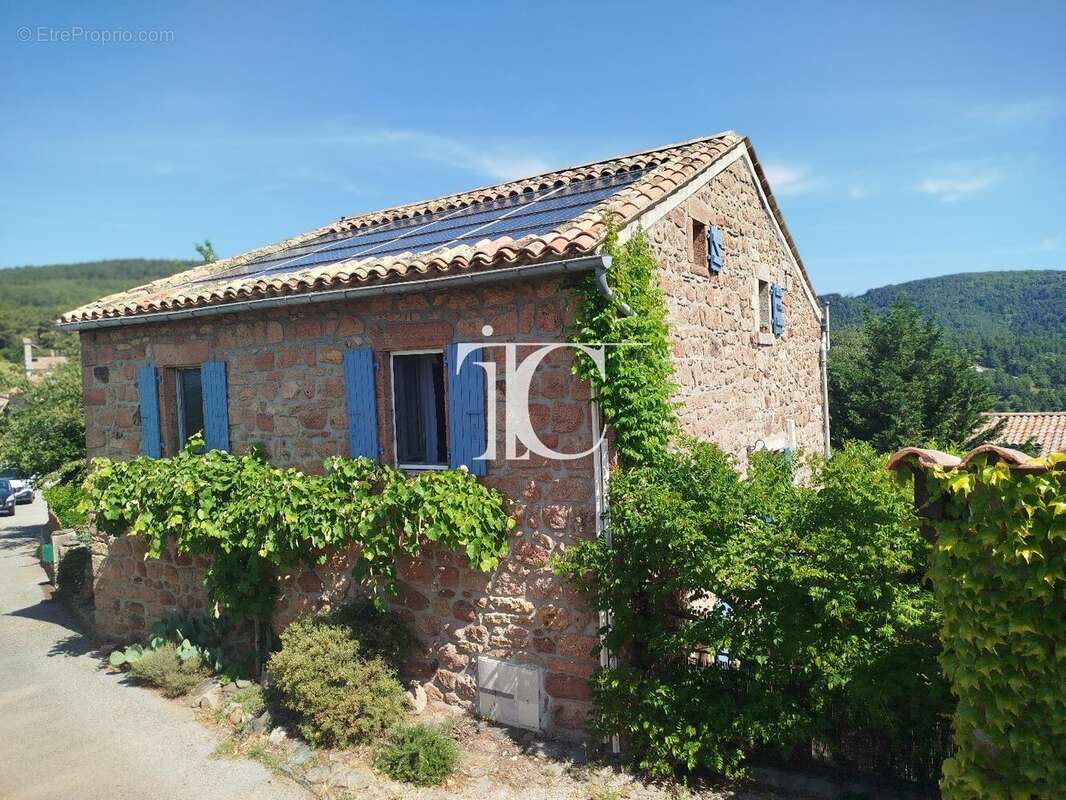 Exclusivité  authentique maison de hameau en pierre avec deux jardins attenants * car port * 10 minuters des commodites * - photo 19