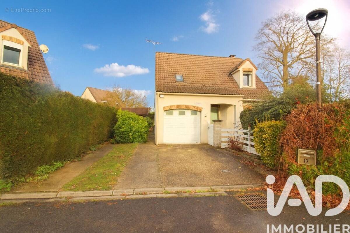 Photo 1 - Maison à VERNEUIL-SUR-SEINE