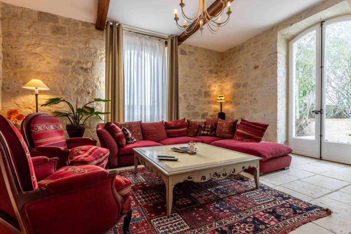 Maison de village avec jardin et garage - photo 11