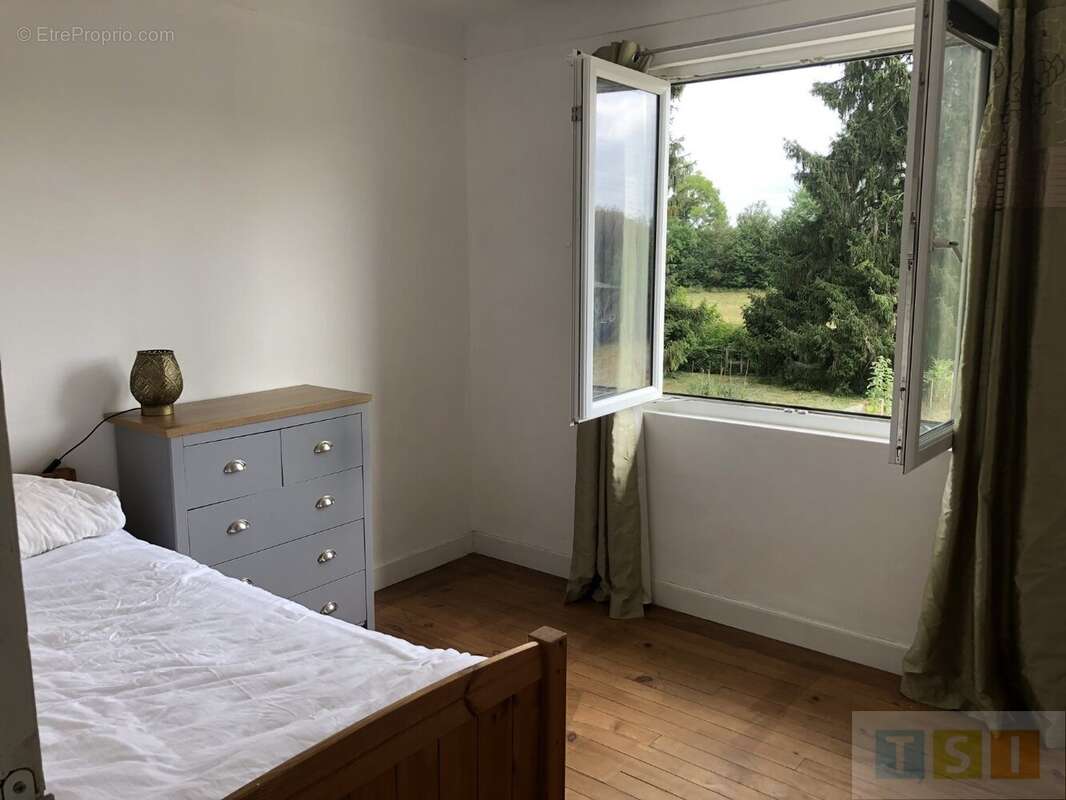 Maison sur deux niveaux proche des commodités - photo 7
