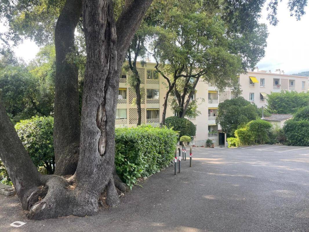 Appartement à LE CANNET