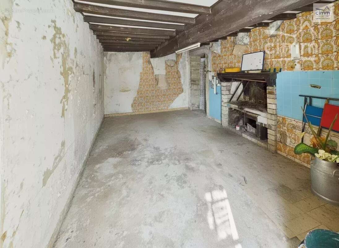 Maison à BOURG-DES-COMPTES