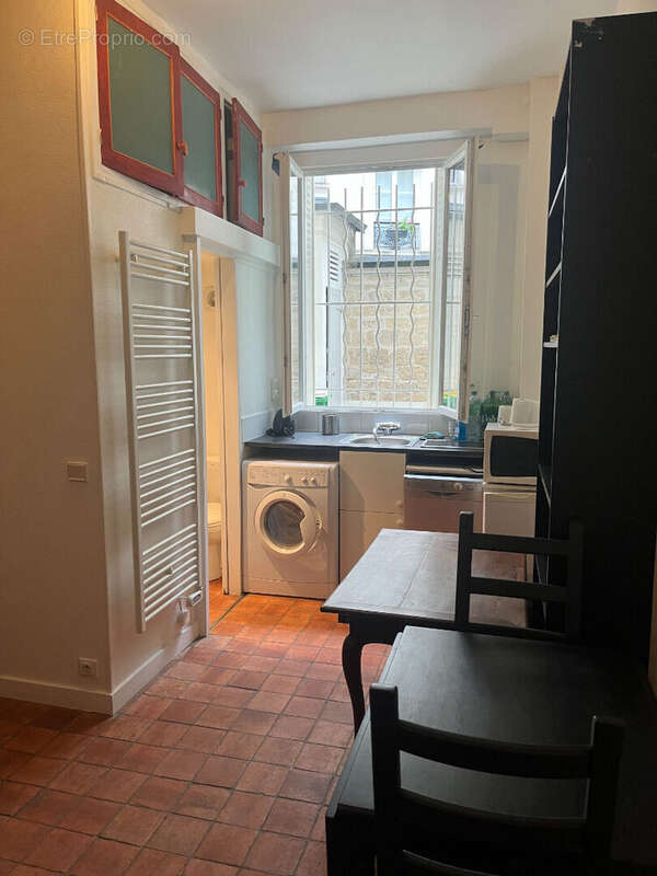 Appartement à PARIS-12E
