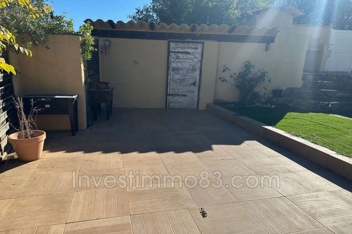 Maison à SAINT-MAXIMIN-LA-SAINTE-BAUME