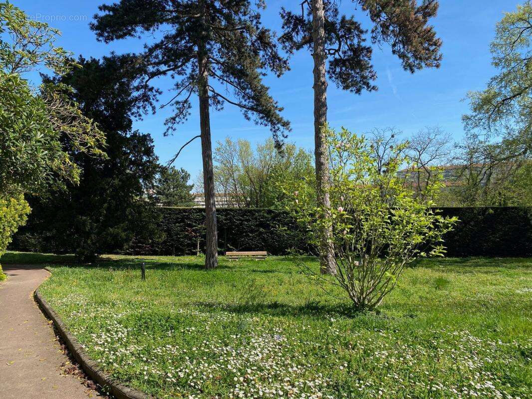 Appartement à LYON-5E