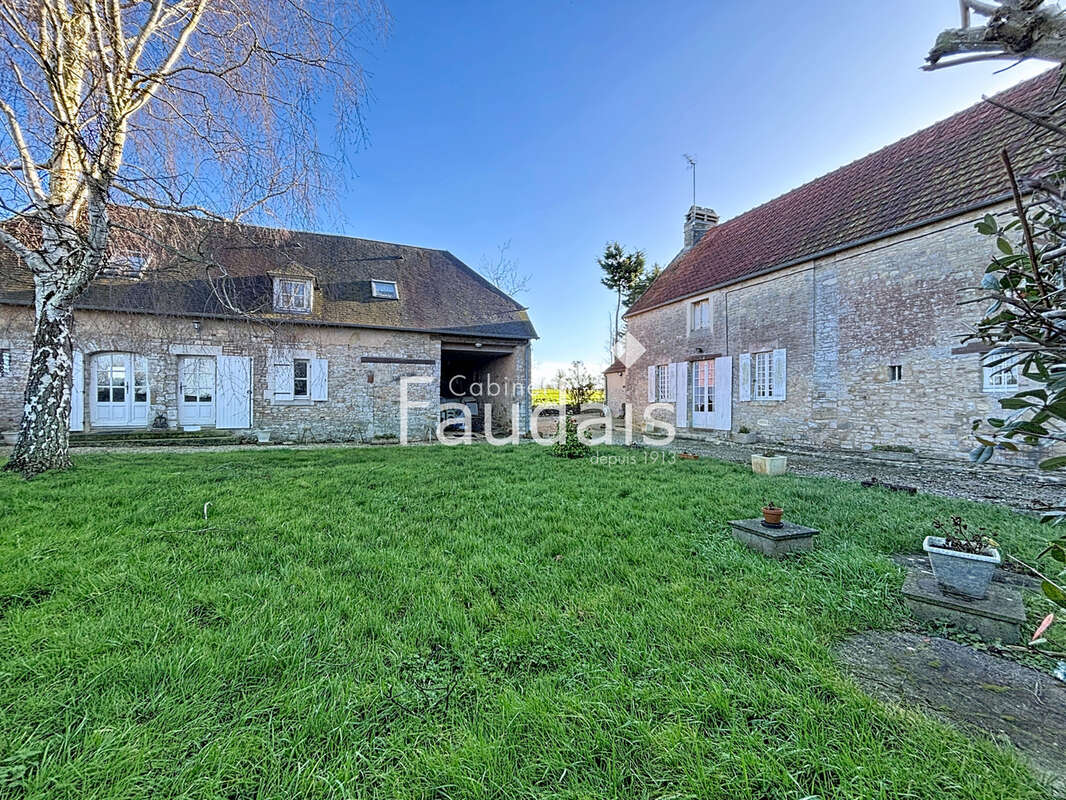 Maison à ISIGNY-SUR-MER