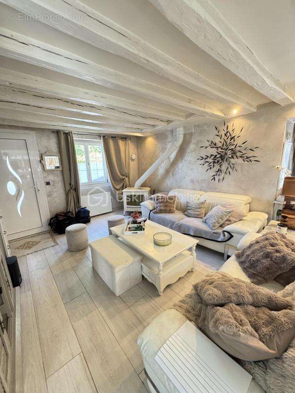 Maison à ROZAY-EN-BRIE