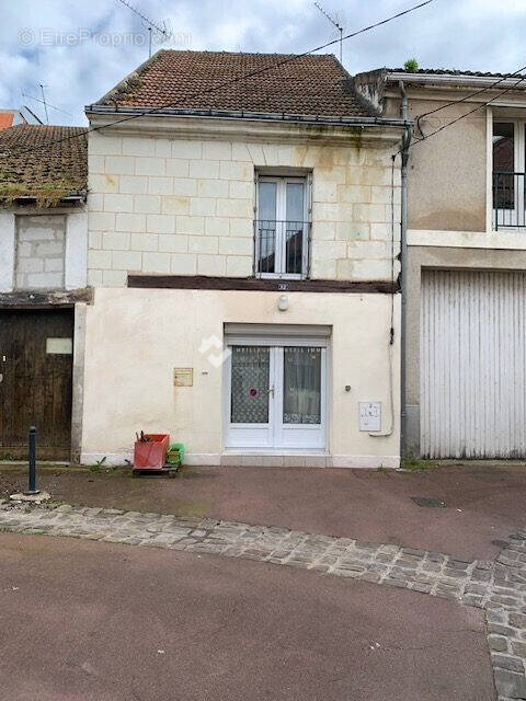 Maison à CHATELLERAULT
