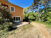 Appartement à ROCHEGUDE