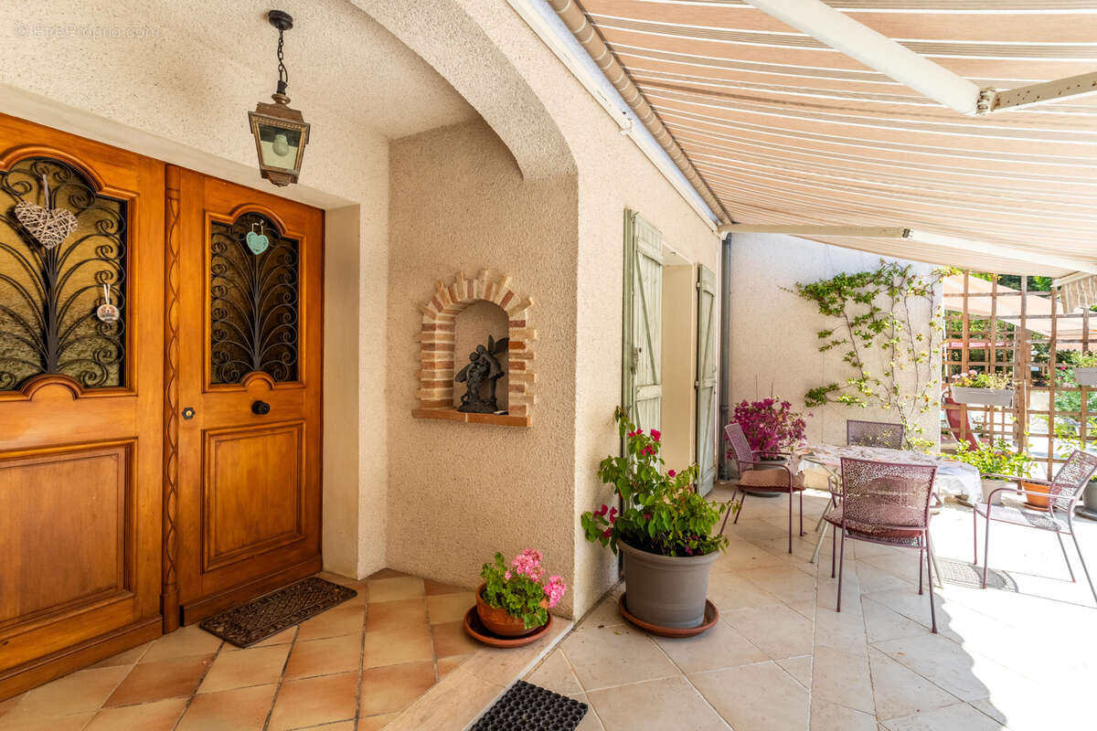 Maison de campagne, garage, piscine, terrain. - photo 10