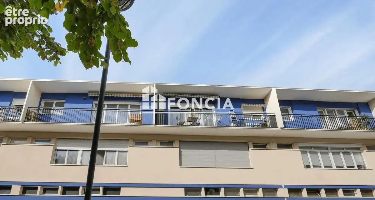 Photo Appartement à Le Plessis-Robinson au prix de 200 000€