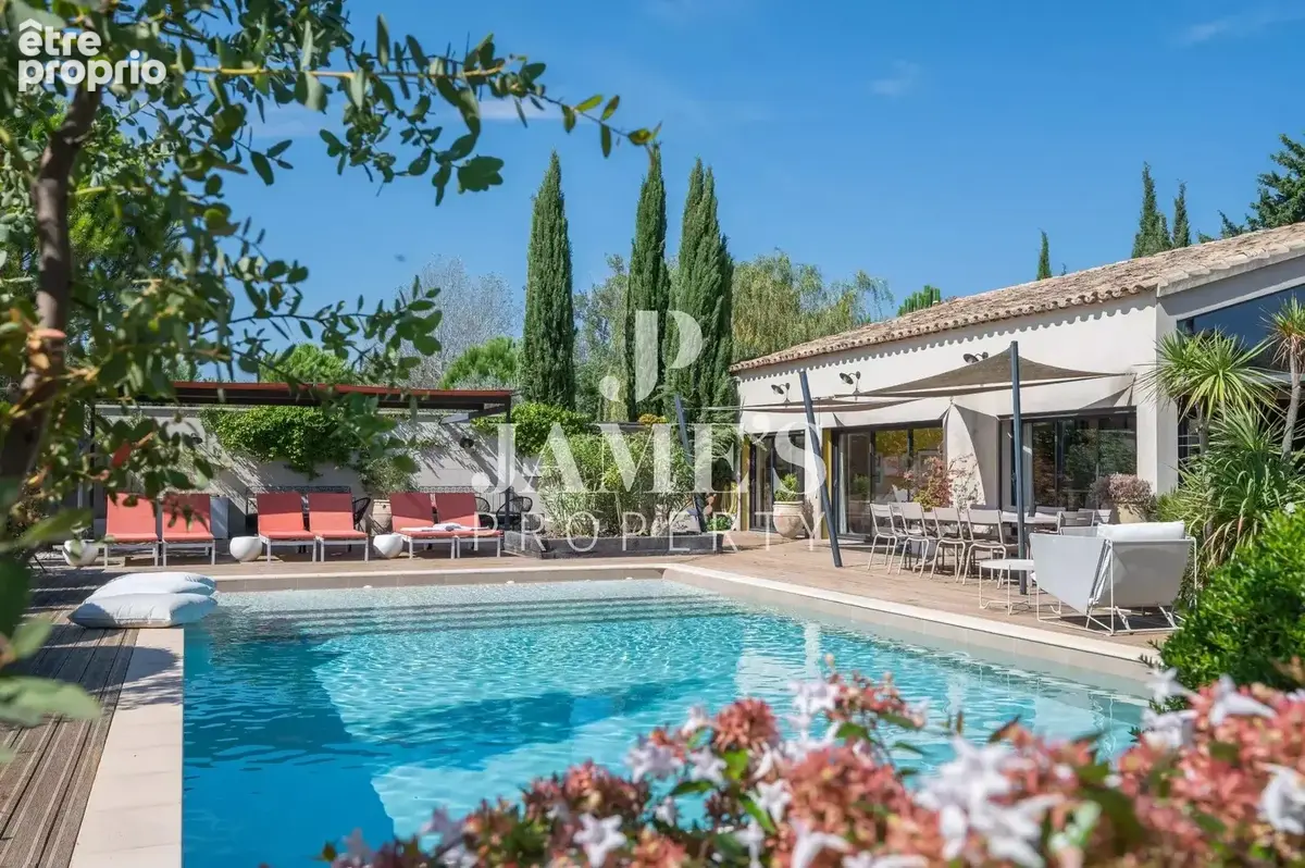 Maison 10 pièces 350 m² à vendre à Saint-Remy-De-Provence (13210) - photo 2