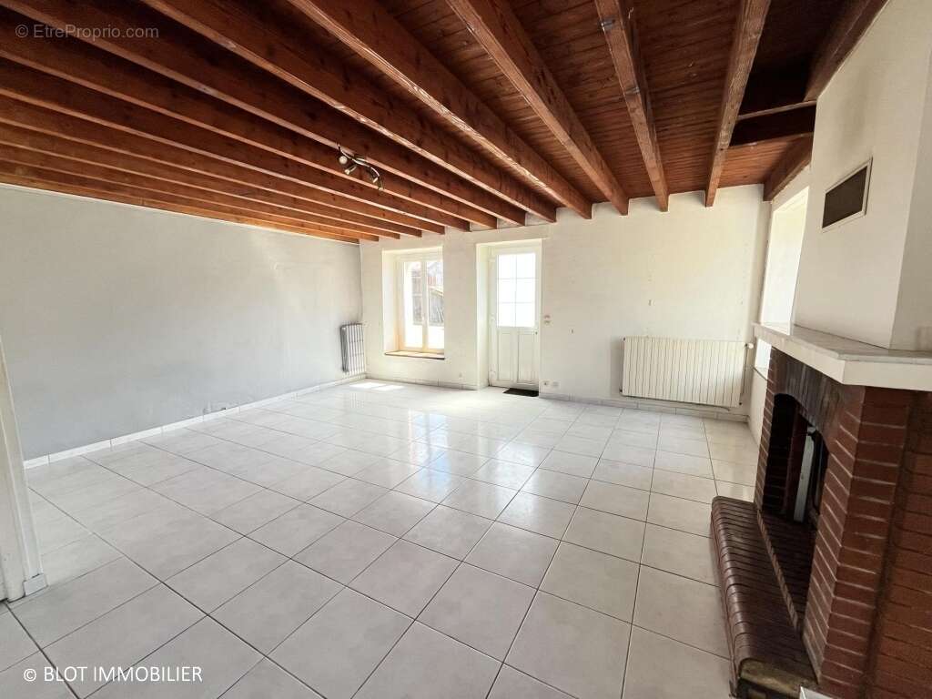 Maison 117 m² à Vignoc  - photo 4
