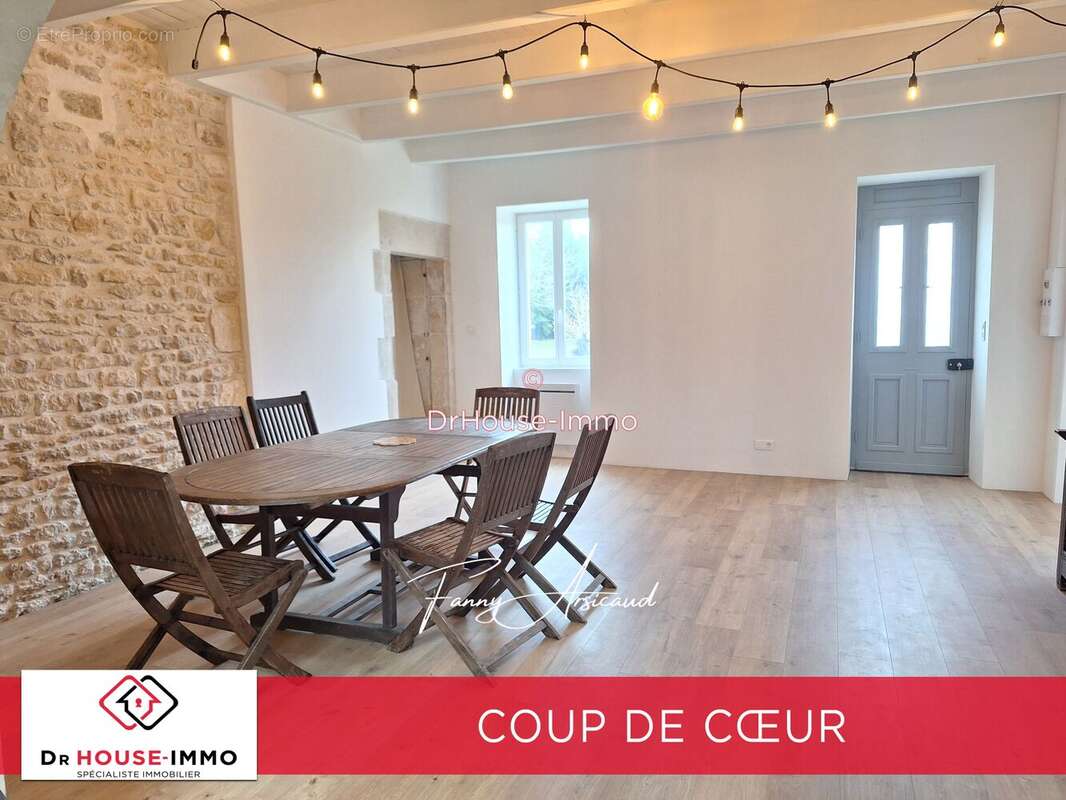 Maison à PUYRAVAULT