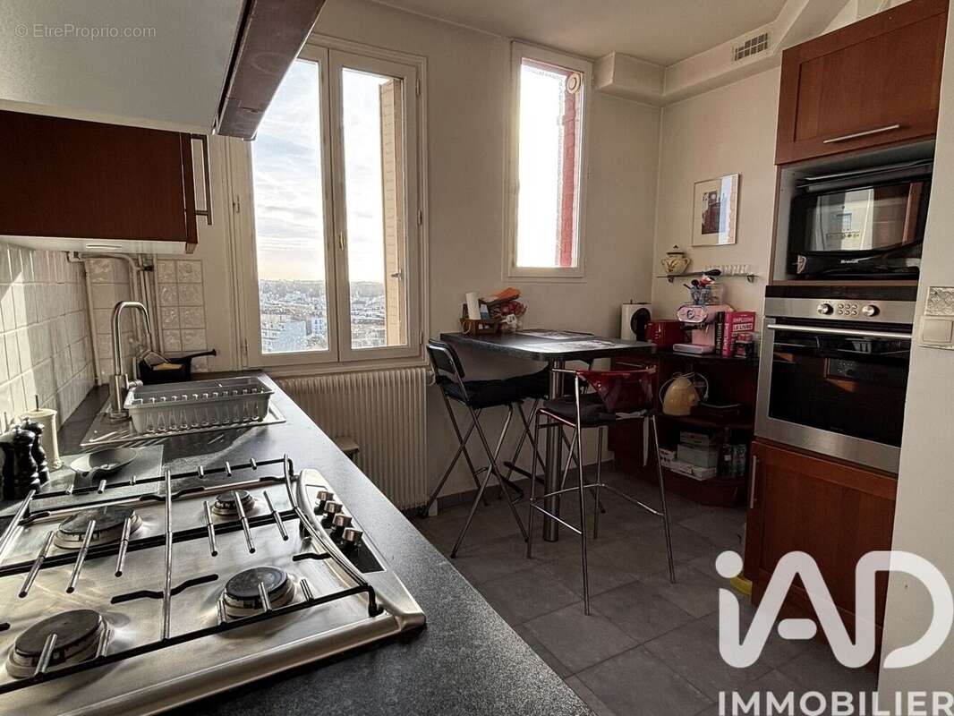 Photo 3 - Appartement à PUTEAUX