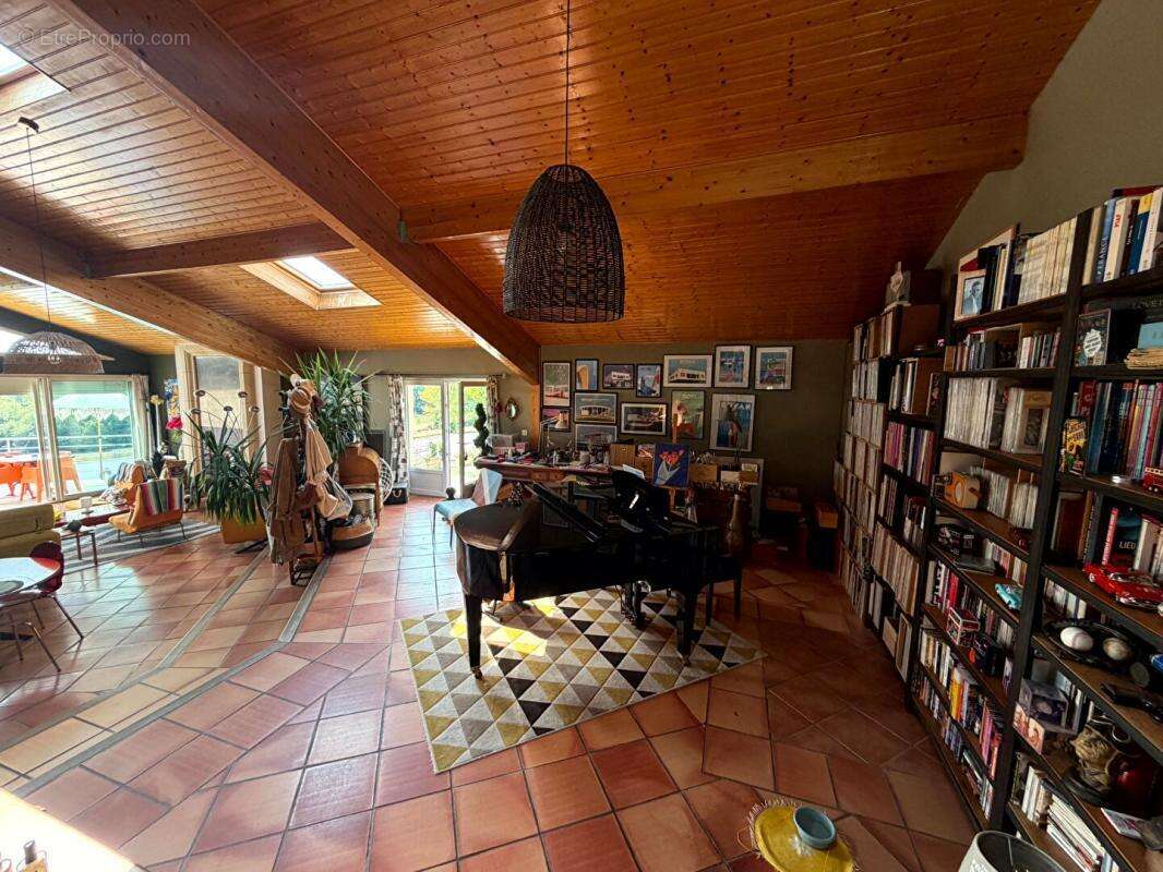 Propriété de caractère avec logement indépendant et vue sur l'estuaire - photo 5