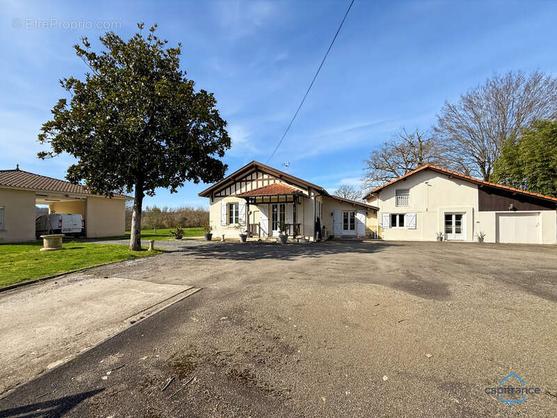 Maison à BARCELONNE-DU-GERS